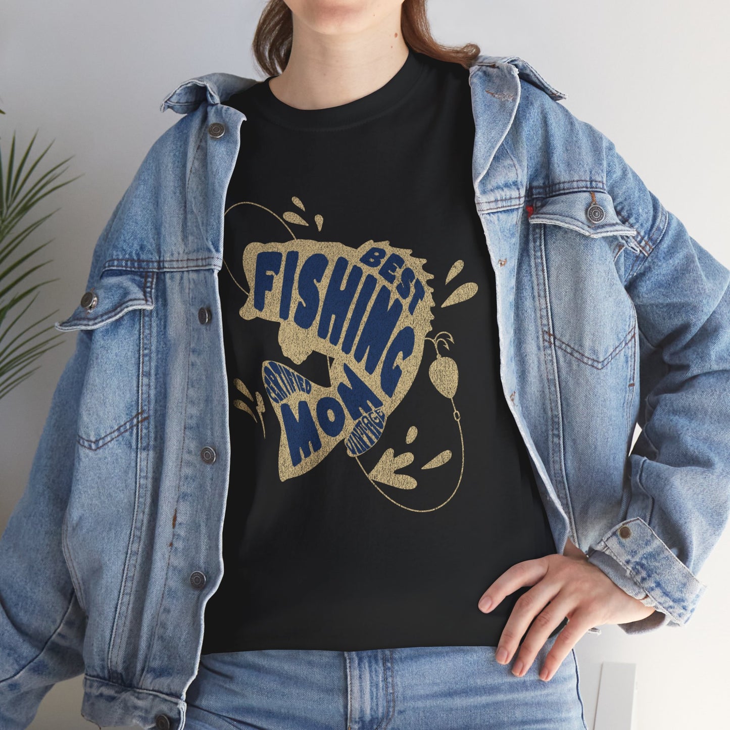 "CERTIFIEDFIED FISHING MOM" Unisex Heavy Cotton Tee
