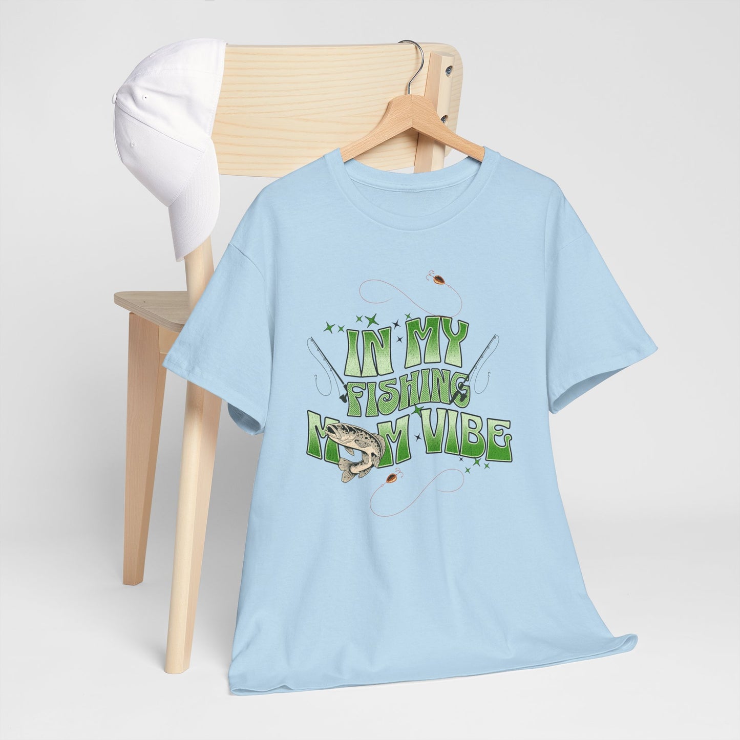 "FISHING MOM"Unisex Heavy Cotton Tee