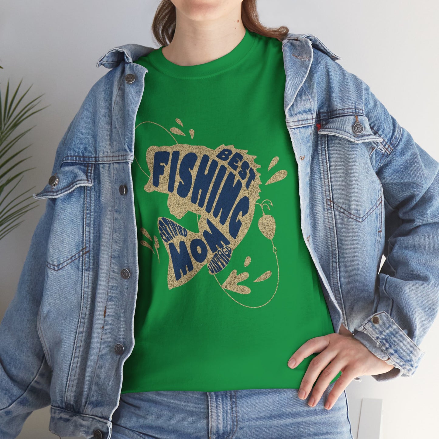 "CERTIFIEDFIED FISHING MOM" Unisex Heavy Cotton Tee