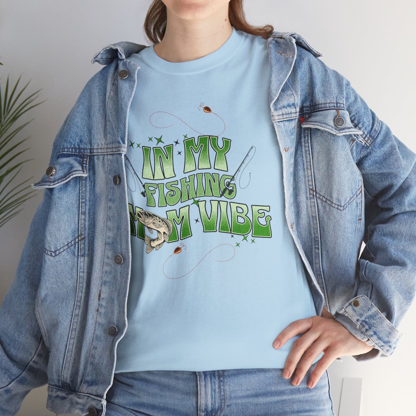 "FISHING MOM"Unisex Heavy Cotton Tee